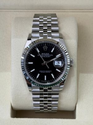 Rolex Datejust 36mm nero NUOVO 2026 mai indossato Jubilee full set con documenti e scatola