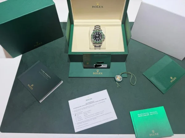 Rolex Submariner Date 41mm Starbucks NUOVO 2026 Italia full stickers full set con documenti