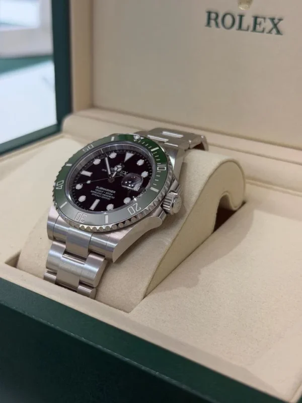 Rolex Submariner Date 41mm Starbucks NUOVO 2026 Italia full stickers full set con documenti