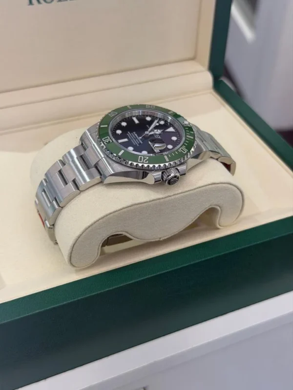 Rolex Submariner Date 41mm Starbucks NUOVO 2026 Italia full stickers full set con documenti