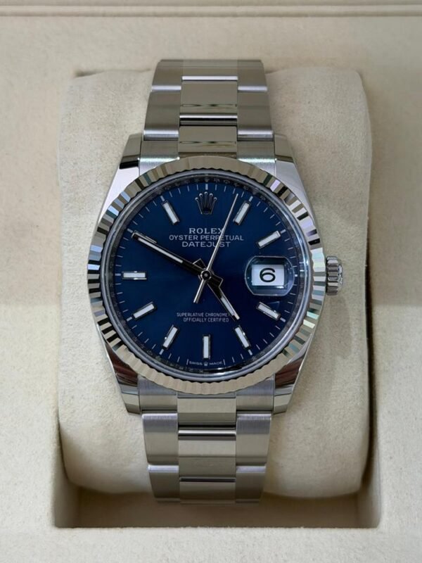 Rolex Datejust 36mm Blu NUOVO 2026 mai indossato Oyster full set con documenti e scatola