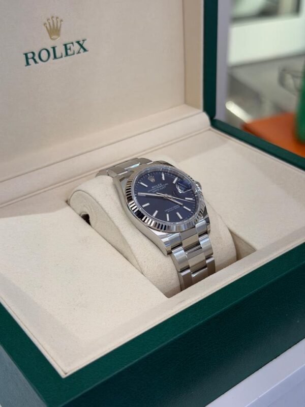 Rolex Datejust 36mm Blu NUOVO 2026 mai indossato Oyster full set con documenti e scatola