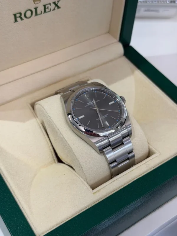 Rolex Oyster Perpetual 39 dark rhodium del 2016 full set top condition con documenti