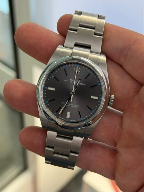 Rolex Oyster Perpetual 39 dark rhodium del 2016 full set top condition con documenti