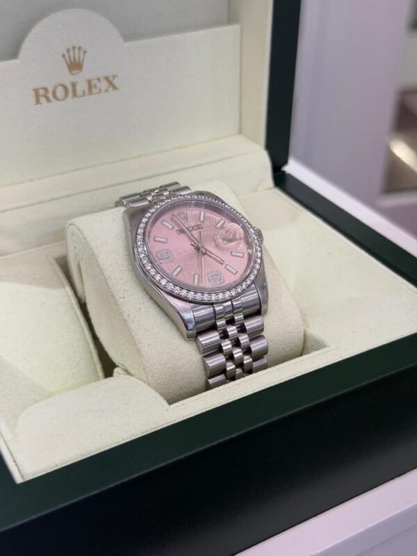 Rolex Datejust 36 del 2011 pink dial ore 6 e ore 9 ghiera in diamanti full set top condition
