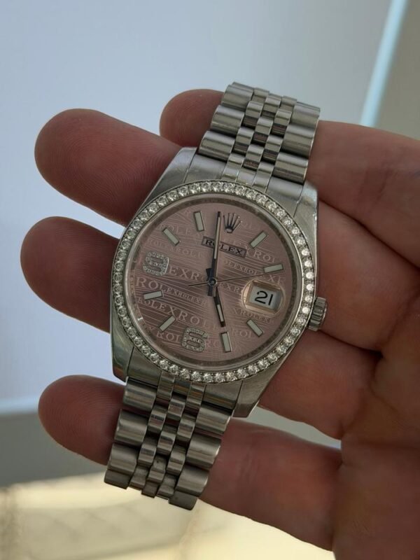 Rolex Datejust 36 del 2011 pink dial ore 6 e ore 9 ghiera in diamanti full set top condition
