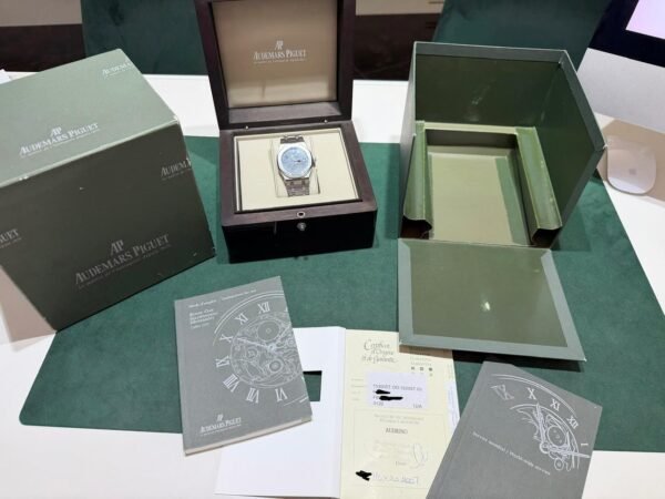 Audemars Piguet Royal Oak 39mm black dial del 2007 Italia full set top condition con documenti e scatola