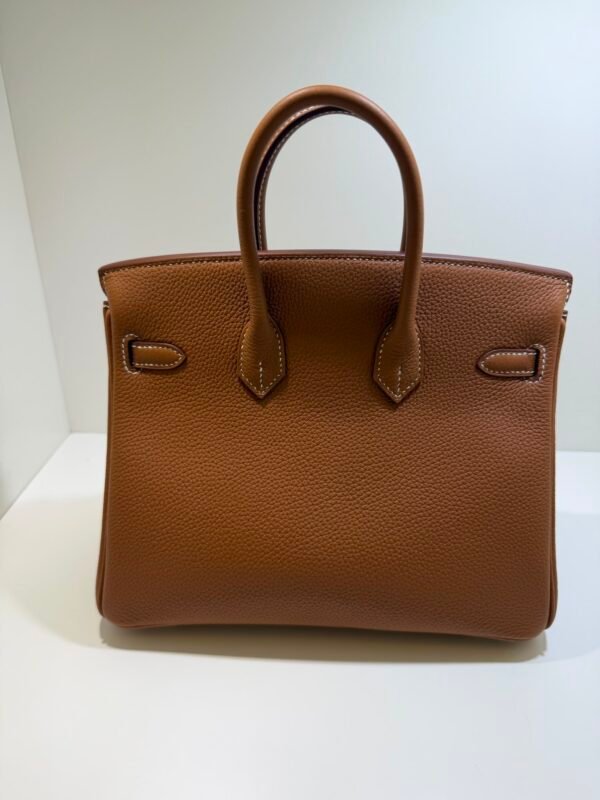 Herm&egrave;s Birkin 25 retourne veau togo colore GOLD ( il pi&ugrave; richiesto ) marrone stampa K NUOVA Dicembre 2025 hardware gold full set con scontrino
