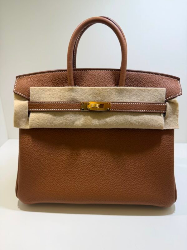 Herm&egrave;s Birkin 25 retourne veau togo colore GOLD ( il pi&ugrave; richiesto ) marrone stampa K NUOVA Dicembre 2025 hardware gold full set con scontrino