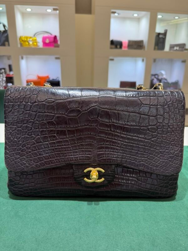 Chanel Timeless Classic Flap Jumbo 30mm in coccodrillo (alligator/crocodile) con hardware dorato produzione anno 2011 serie 13