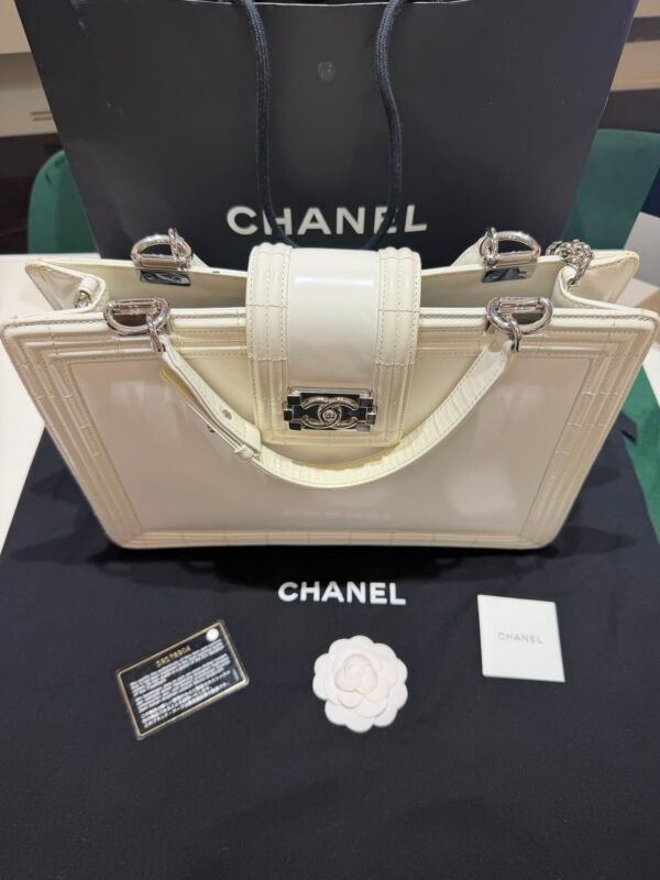 Chanel Boy tote bag del 2012 con card Chanel sacchetto e dustbag Chanel