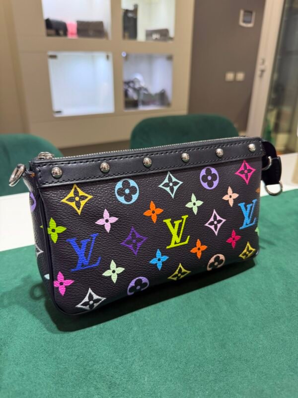 Louis Vuitton x Takashi Murakami Pochette Accessoires Multicolore  del 2025 seminuova full set con scontrino Louis Vuitton, tracolla e catena removibile