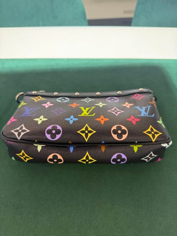Louis Vuitton x Takashi Murakami Pochette Accessoires Multicolore  del 2025 seminuova full set con scontrino Louis Vuitton, tracolla e catena removibile