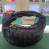 Bottega Veneta Jodie Nera in Pelle Intrecciata con Hardware Dorato