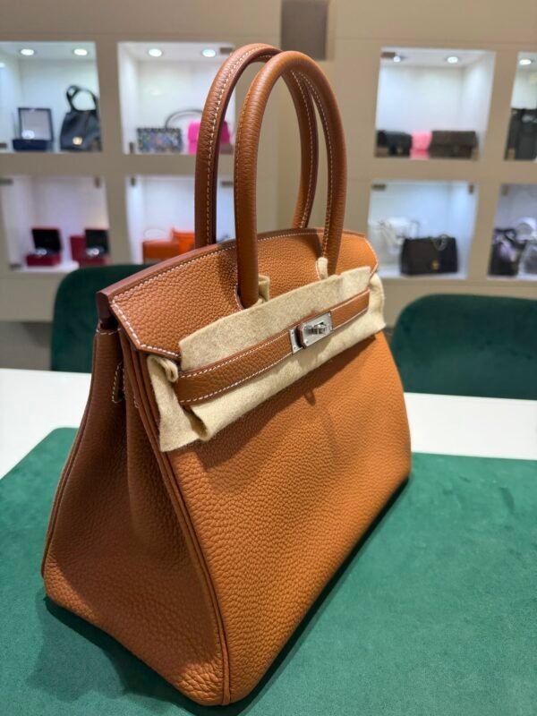 WhatsApp Image 2026-08-13 at 12.15.19 (1) Hermès Birkin 30 retourne veau togo colore gold ( marrone cammello ) stampa G NUOVA 2026 hardware palladio full set con scontrino ufficiale