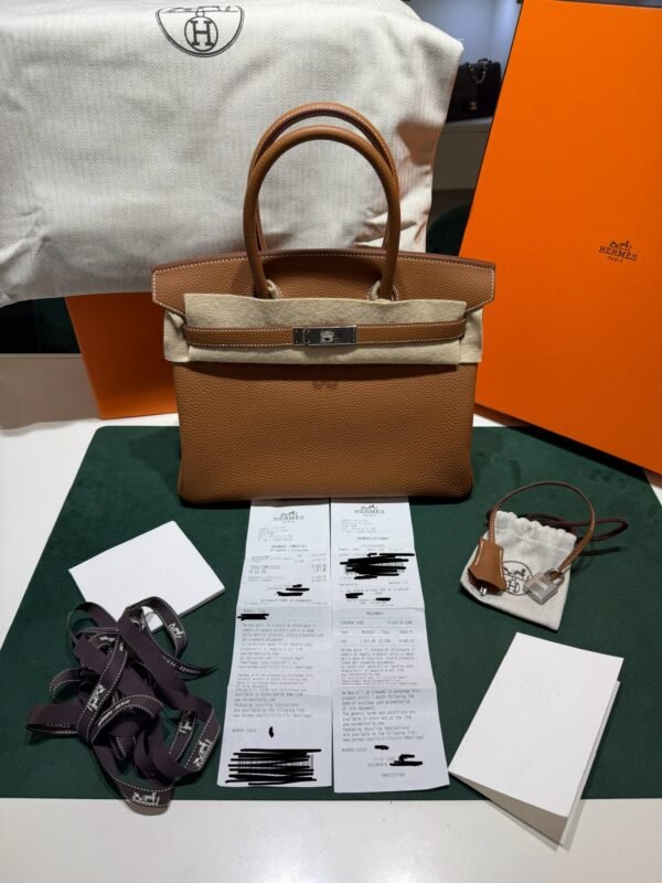 WhatsApp Image 2026-08-13 at 12.15.19 Hermès Birkin 30 retourne veau togo colore gold ( marrone cammello ) stampa G NUOVA 2026 hardware palladio full set con scontrino ufficiale