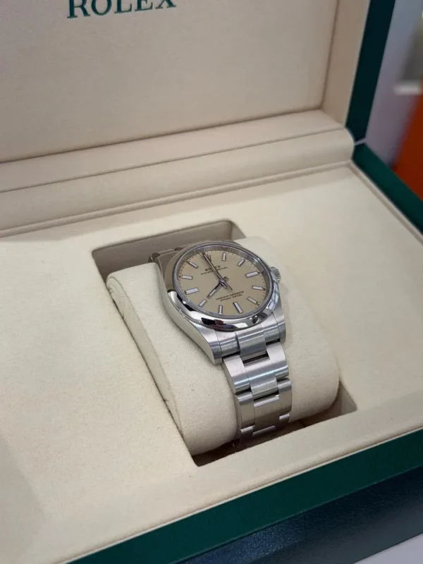 Rolex Oyster Perpetual 34mm beige terra NUOVO 2025 Italia full set con documenti e scatola