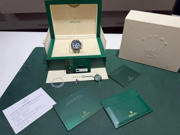 IMG_0754 Rolex Daytona ceramica nero del 2022 Italia excellent condition con documenti e scatola Rolex