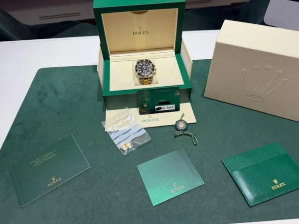 Rolex Sea-Dweller del 2021 acciaio oro full set Italia con documenti e scatola Rolex