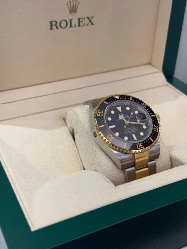 Rolex Sea-Dweller del 2021 acciaio oro full set Italia con documenti e scatola Rolex