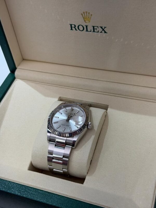 Rolex Datejust 36mm Argent&egrave; NUOVO 2026 mai indossato Oyster full set con documenti e scatola