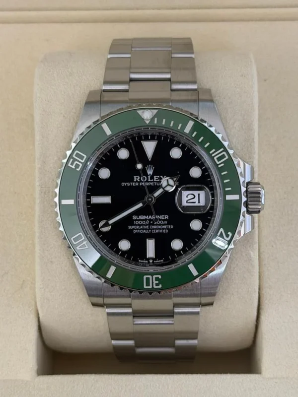 IMG_1442 Rolex Submariner Date 41mm Starbucks NUOVO 2026 Giugno Italia full set con documenti e scatola