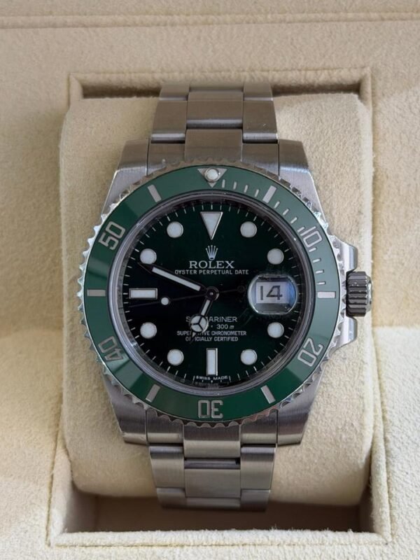 Rolex Submariner Date Hulk 40mm del 2013 Italia con documenti e scatola top condition