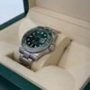 Rolex Submariner Date Hulk 40mm del 2013 Italia con documenti e scatola top condition