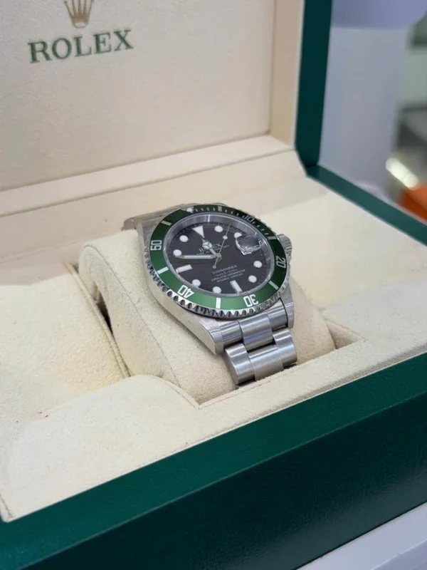 Rolex Submariner Date Kermit ghiera verde del 2005 top condition con scatola Rolex