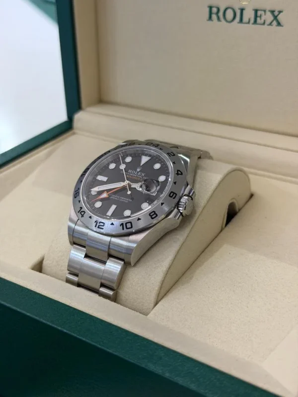IMG_5887 Rolex Explorer II NUOVO 2026 Italia black dial full set con documenti e scatola Rolex