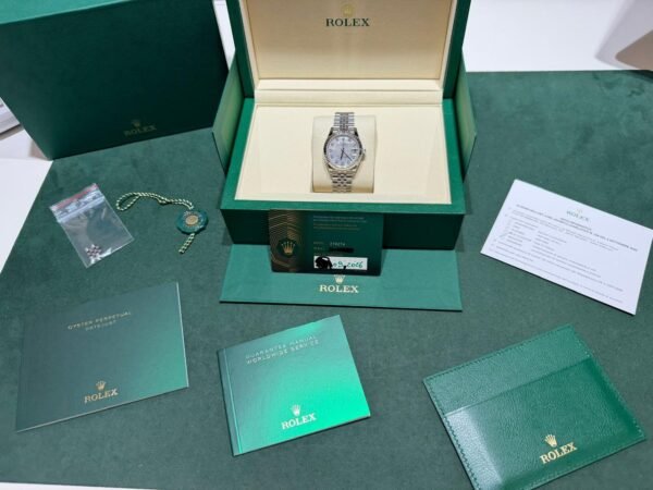 IMG_6797 Rolex Datejust 31 NUOVO 2026 Settembre jubilee quadrante mother of pearl diamond MOP dial