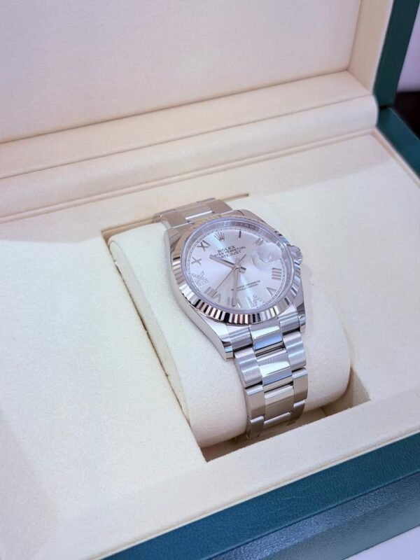 IMG_6812 Rolex Datejust 36 NUOVO Oyster 2026 quadrante argenté argento con diamanti ore 6 e 9 full set