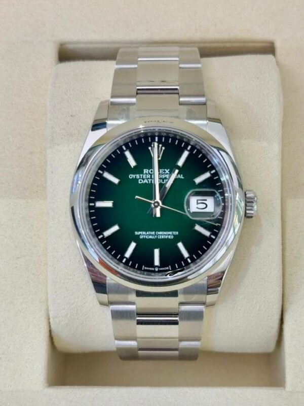Rolex Datejust 36mm Ombre green dial NUOVO 2026 oyster Italia full set con documenti