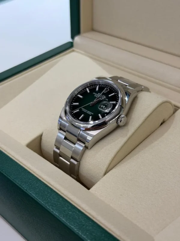 Rolex Datejust 36mm Ombre green dial NUOVO 2026 oyster Italia full set con documenti