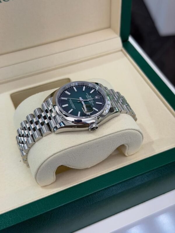 Rolex Datejust 36mm Ombre green dial NUOVO 2026 Jubilee Italia full set con documenti