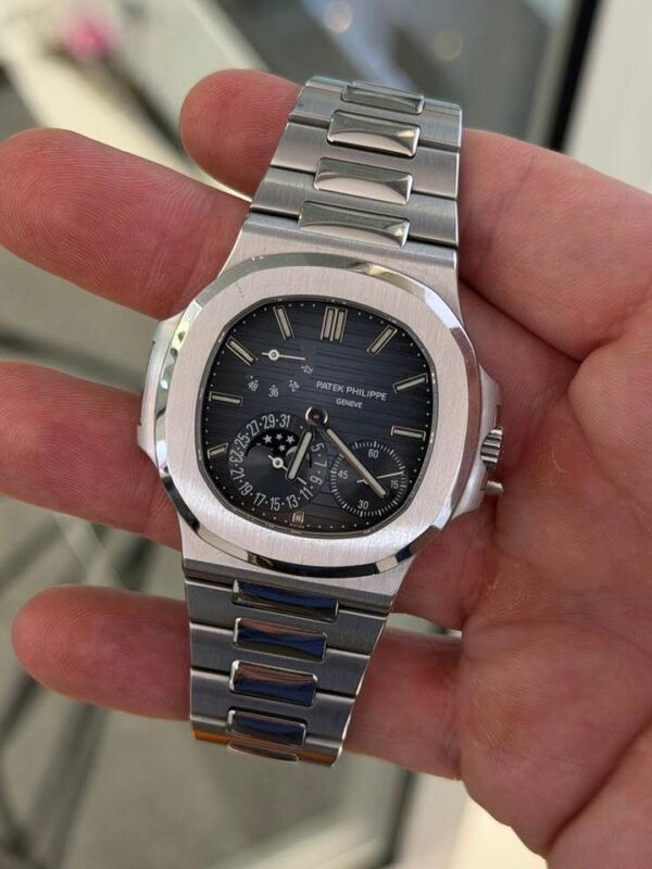 IMG_8624 Patek Philippe Nautilus Moonphase Blue 40mm del 2009 full set excellent condition con documenti scatola