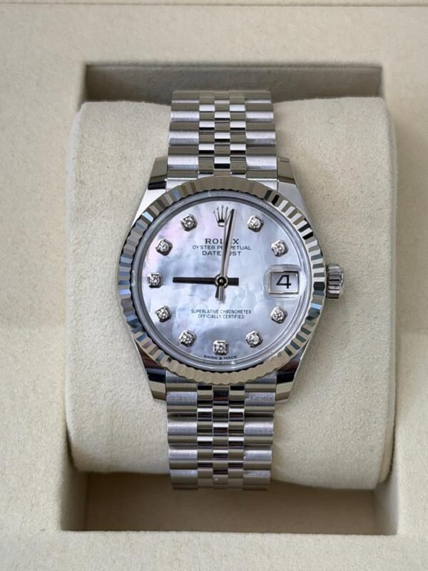 IMG_8627 Rolex Datejust 31 NUOVO 2026 Febbraio jubilee quadrante mother of pearl diamond MOP dial