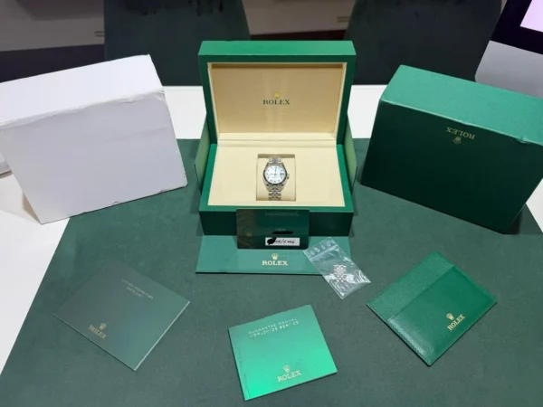 IMG_8628 Rolex Datejust 31 NUOVO 2026 Febbraio jubilee quadrante mother of pearl diamond MOP dial