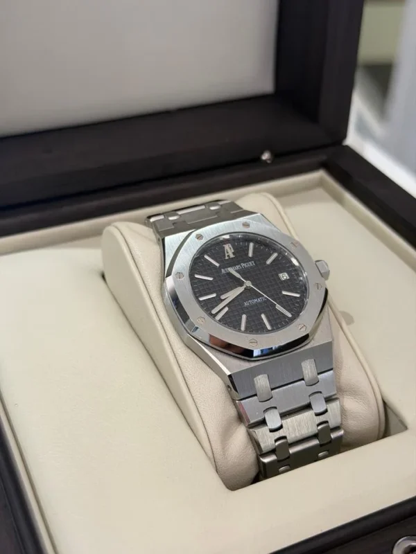 IMG_8635 Audemars Piguet Royal Oak 39mm black dial del 2008 revisione 2026 full set excellent condition
