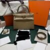Hermès Kelly 28 sellier veau pellame epsom NUOVA 2026 seriale G color poussier hardware Permabrass full set