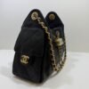 WhatsApp Image 2026-09-12 at 21.19.22 CHANEL 25 Mini – Pelle Martellata Nera – Hardware Gold Marca: CHANEL