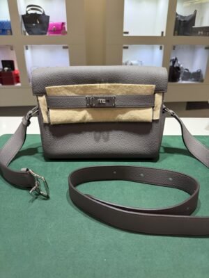 Hermès Kelly Messenger PM in Veau Togo Gris Étain NUOVA 2026 hardware palladio full set con scontrino ufficiale Hermès