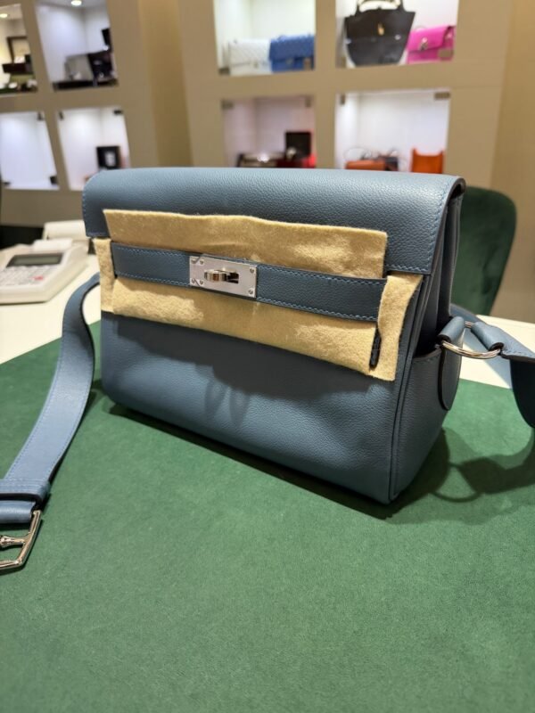 Hermès Kelly Messenger PM in Veau Evercolor colore Chamito NUOVA 2026 hardware palladio full set con scontrino ufficiale Hermès