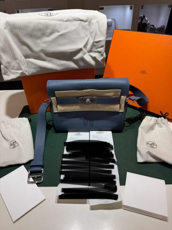 Hermès Kelly Messenger PM in Veau Evercolor colore Chamito NUOVA 2026 hardware palladio full set con scontrino ufficiale Hermès
