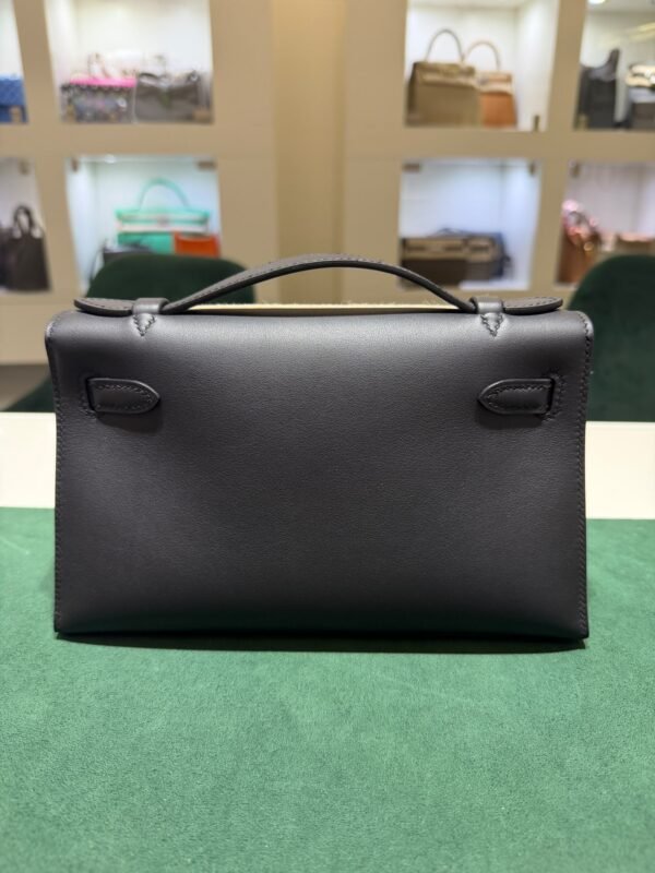 Hermès Mini Kelly II in Veau Swift colore Noir NUOVA 2026 seriale G hardware palladio full set con fattura ufficiale Hermès.