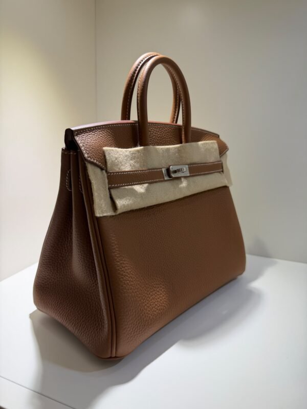 Herm&egrave;s Birkin 25 retourne veau togo colore GOLD ( il pi&ugrave; richiesto ) marrone stampa G NUOVA 2026 hardware palladio full set con scontrino ufficiale