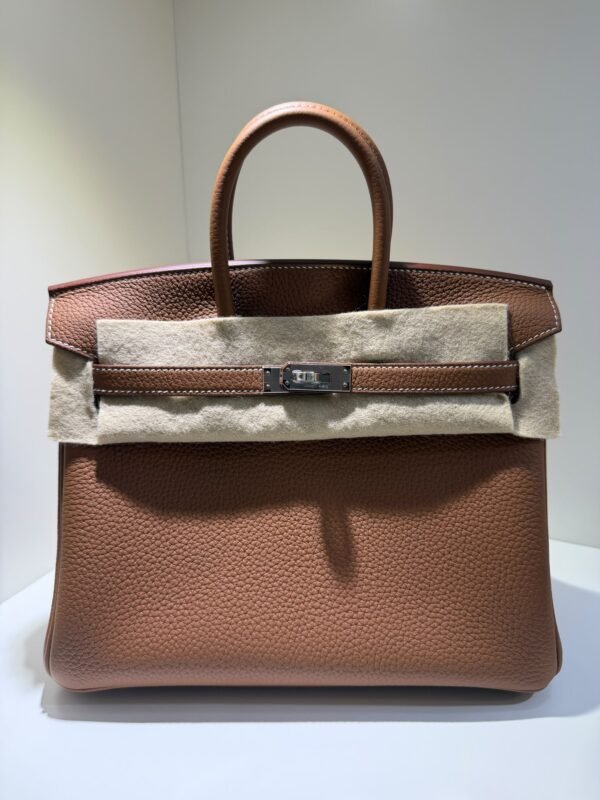 Herm&egrave;s Birkin 25 retourne veau togo colore GOLD ( il pi&ugrave; richiesto ) marrone stampa G NUOVA 2026 hardware palladio full set con scontrino ufficiale