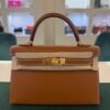1d5fde0d-4b6d-4f66-8347-4fbc5a30064f Hermès mini Kelly Sellier epsom color Gold ( marrone ) NUOVA 2026 Settembre seriale G hardware dorato