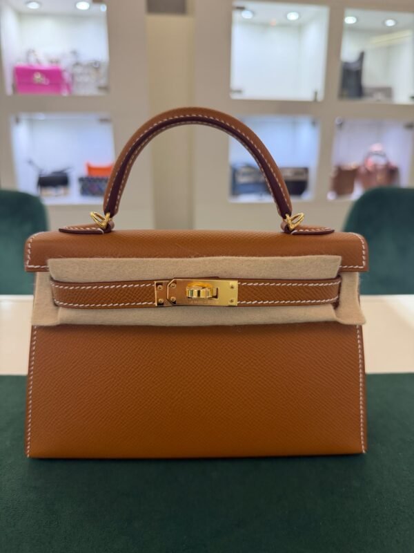 69a85e70-c433-4349-a8f5-6ac1bb3d9d93 Hermès mini Kelly Sellier epsom color Gold ( marrone ) NUOVA 2026 Settembre seriale G hardware dorato