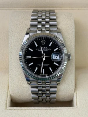 Rolex Datejust 36mm nero del 2024 jubilee full set top condition con documenti e scatola